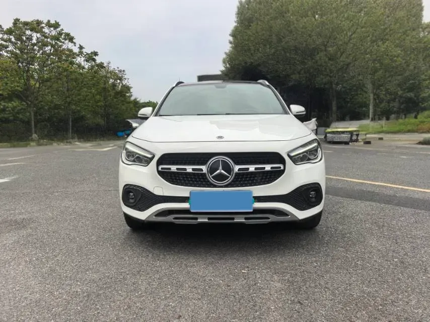 2020 Mercedes-Benz GLA Class 1.3T 163HP L4 7DCT,autocango,china used car exporter,china ev exporter,chinese used car exporter,chinese used ev exporter