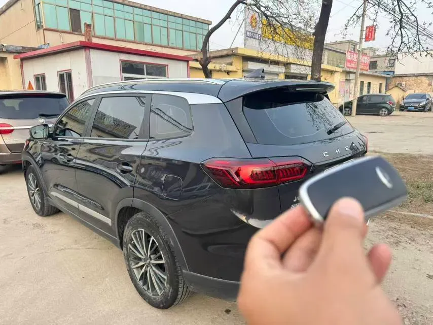 2022 Chery Tiggo 8 Plus 1.6T 197HP L4 7DCT,autocango,china used car exporter,china ev exporter,chinese used car exporter,chinese used ev exporter