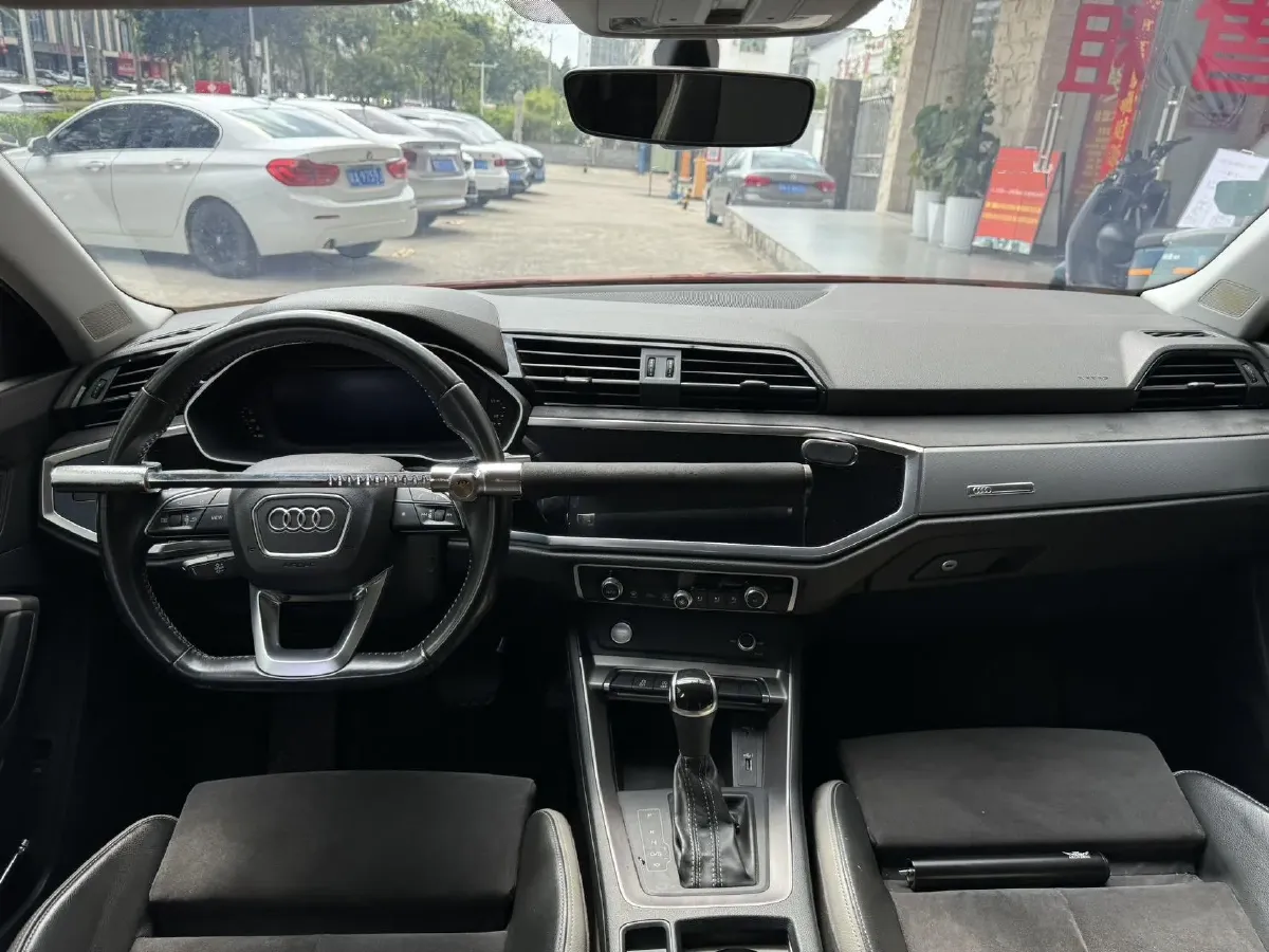 2021 Audi Q3 1.4T 150HP L4 7DCT,autocango,china used car exporter,china ev exporter,chinese used car exporter,chinese used ev exporter