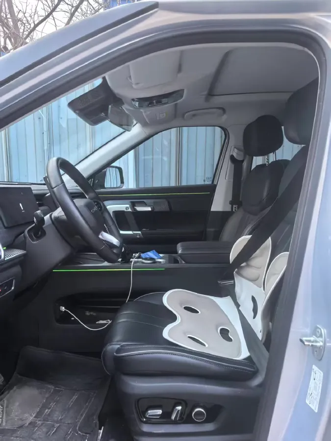 2023 Chery Exploration 06 1.6T 197HP L4 7DCT,autocango,china used car exporter,china ev exporter,chinese used car exporter,chinese used ev exporter