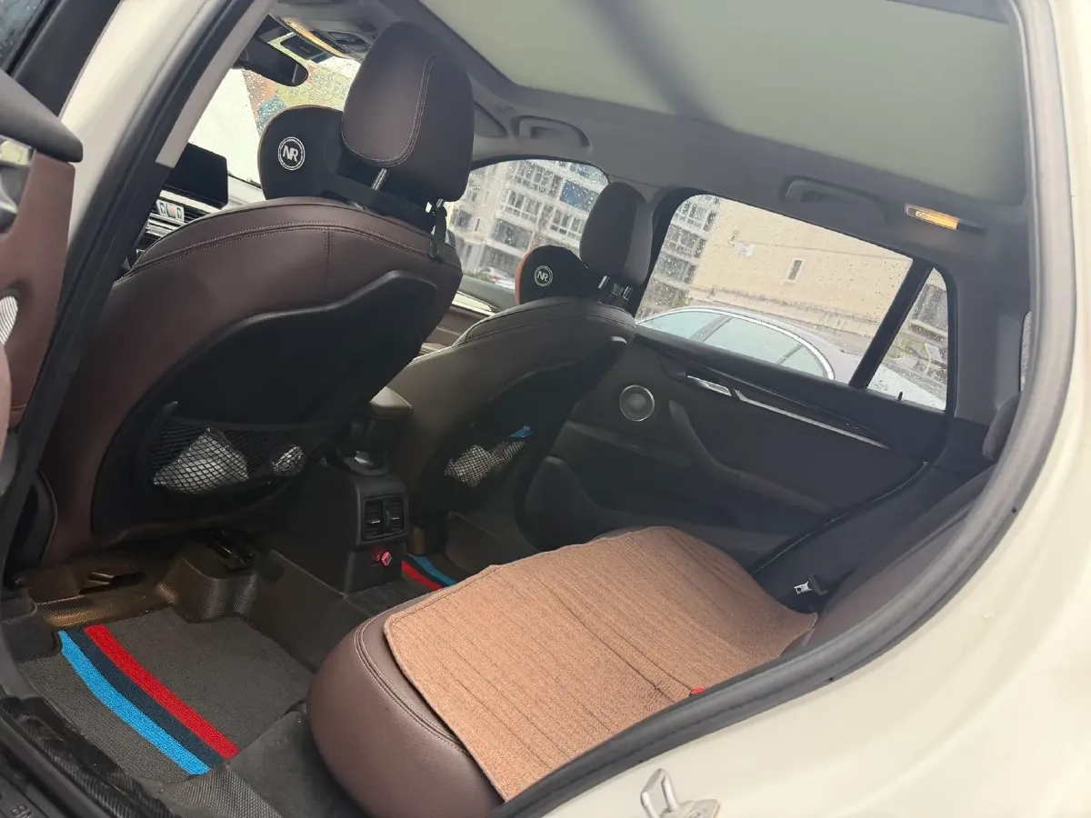 2021 BMW X1 2.0T 192HP L4 8AT,autocango,china used car exporter,china ev exporter,chinese used car exporter,chinese used ev exporter