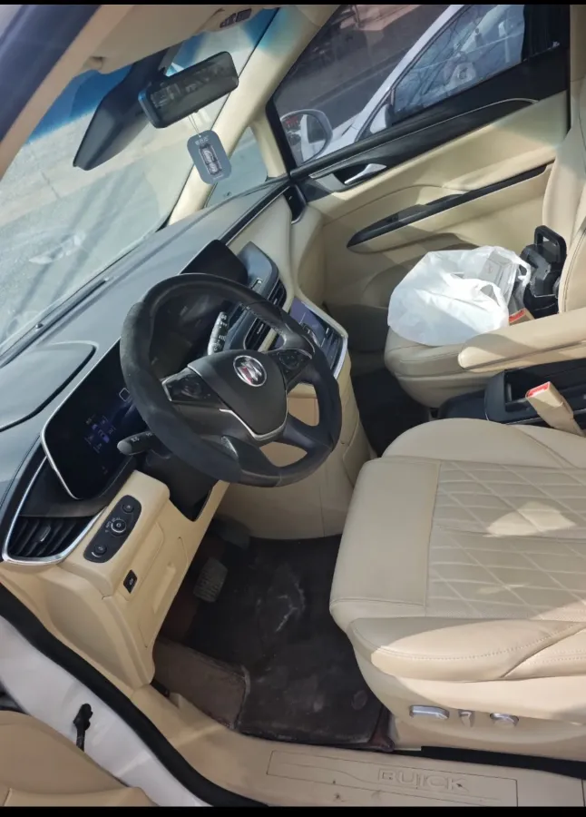 2023 Buick GL8 2.0T 237HP L4 9AT,autocango,china used car exporter,china ev exporter,chinese used car exporter,chinese used ev exporter