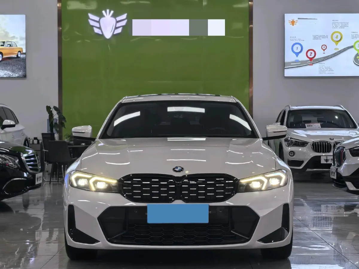 2023 BMW 3 Series 2.0T 156HP L4 8AT,autocango,china used car exporter,china ev exporter,chinese used car exporter,chinese used ev exporter