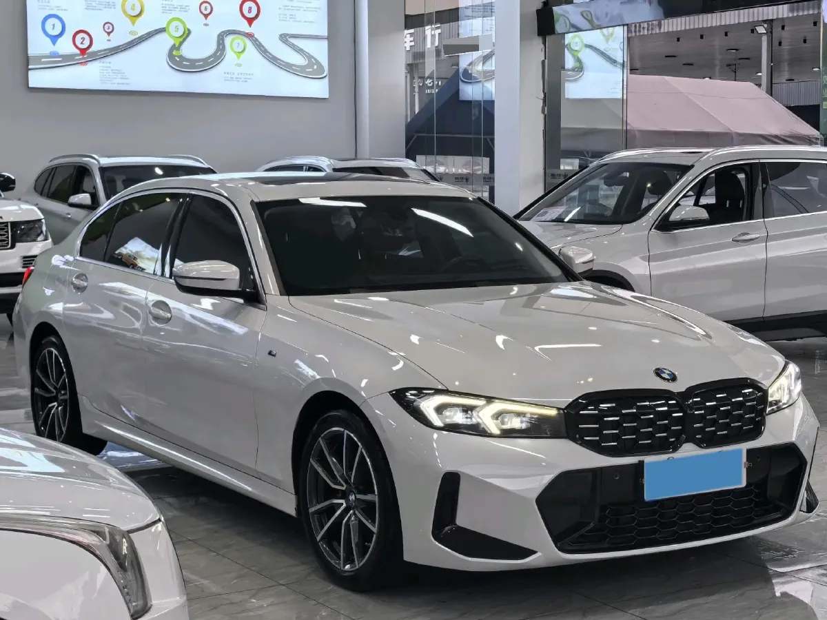 2023 BMW 3 Series 2.0T 156HP L4 8AT,autocango,china used car exporter,china ev exporter,chinese used car exporter,chinese used ev exporter