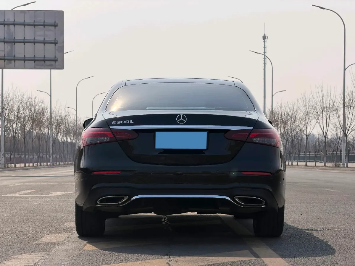2023 Mercedes-Benz E Class 2.0T 258HP L4 9AT,autocango,china used car exporter,china ev exporter,chinese used car exporter,chinese used ev exporter