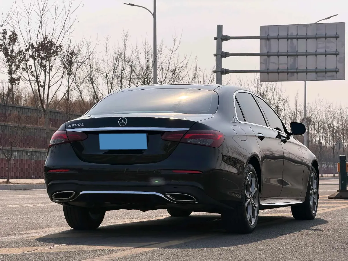2023 Mercedes-Benz E Class 2.0T 258HP L4 9AT,autocango,china used car exporter,china ev exporter,chinese used car exporter,chinese used ev exporter