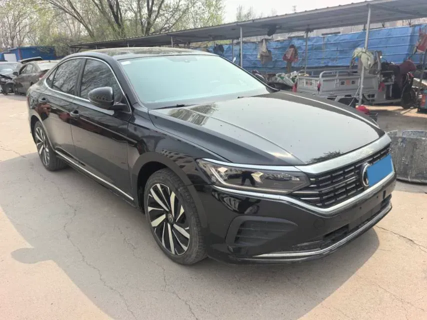 2024 Volkswagen Passat 2.0T 220HP L4 7DCT,autocango,china used car exporter,china ev exporter,chinese used car exporter,chinese used ev exporter