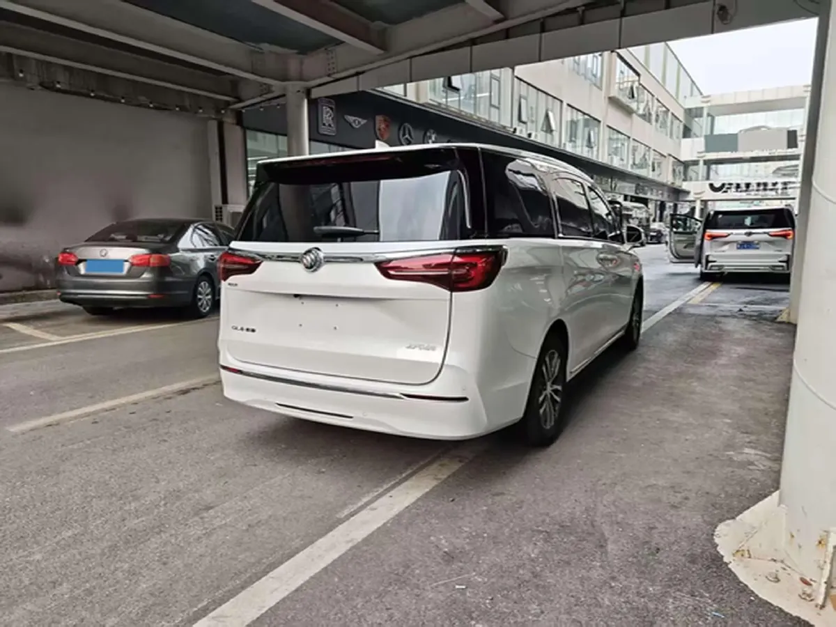 2023 Buick GL8 2.0T 237HP L4 9AT,autocango,china used car exporter,china ev exporter,chinese used car exporter,chinese used ev exporter