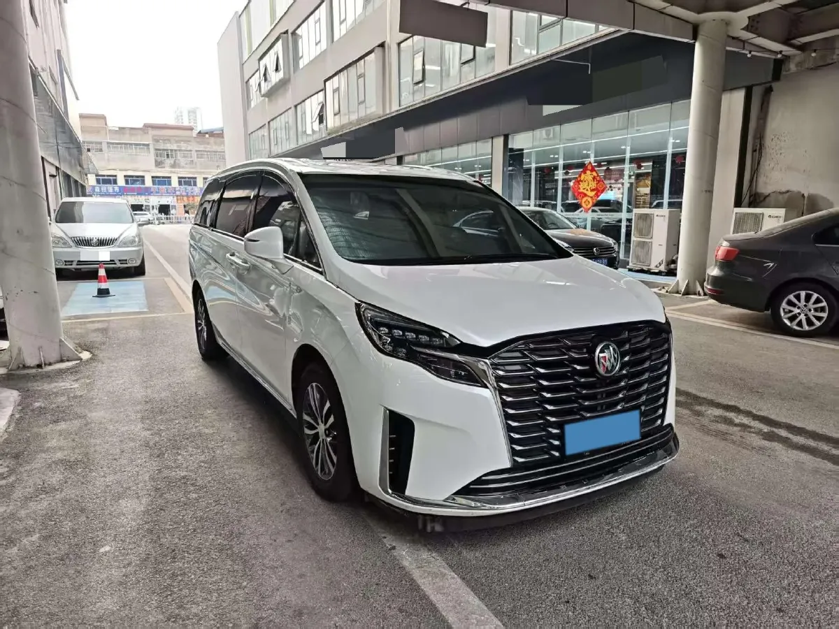 2023 Buick GL8 2.0T 237HP L4 9AT,autocango,china used car exporter,china ev exporter,chinese used car exporter,chinese used ev exporter