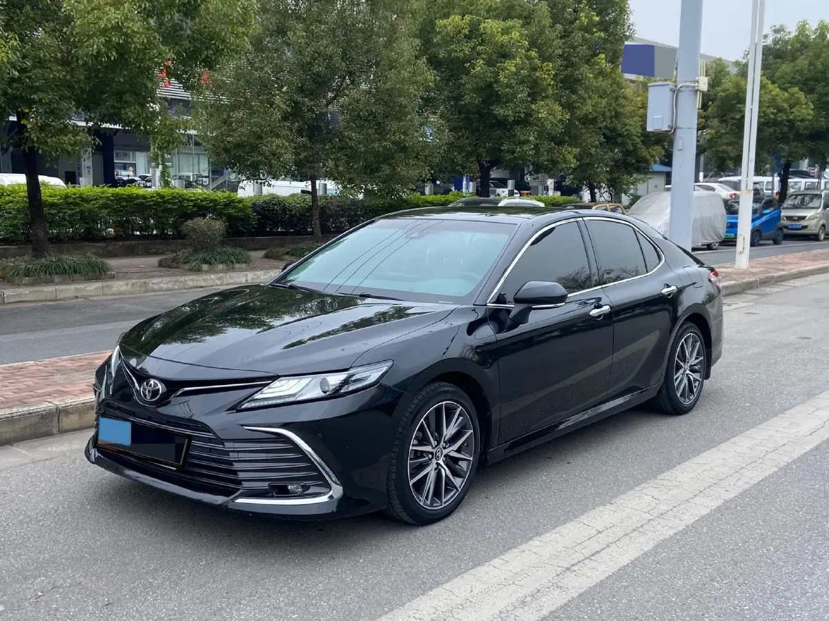 2021 Toyota Camry 2.5L 209HP L4 8AT,autocango,china used car exporter,china ev exporter,chinese used car exporter,chinese used ev exporter