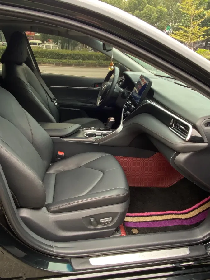 2021 Toyota Camry 2.5L 209HP L4 8AT,autocango,china used car exporter,china ev exporter,chinese used car exporter,chinese used ev exporter