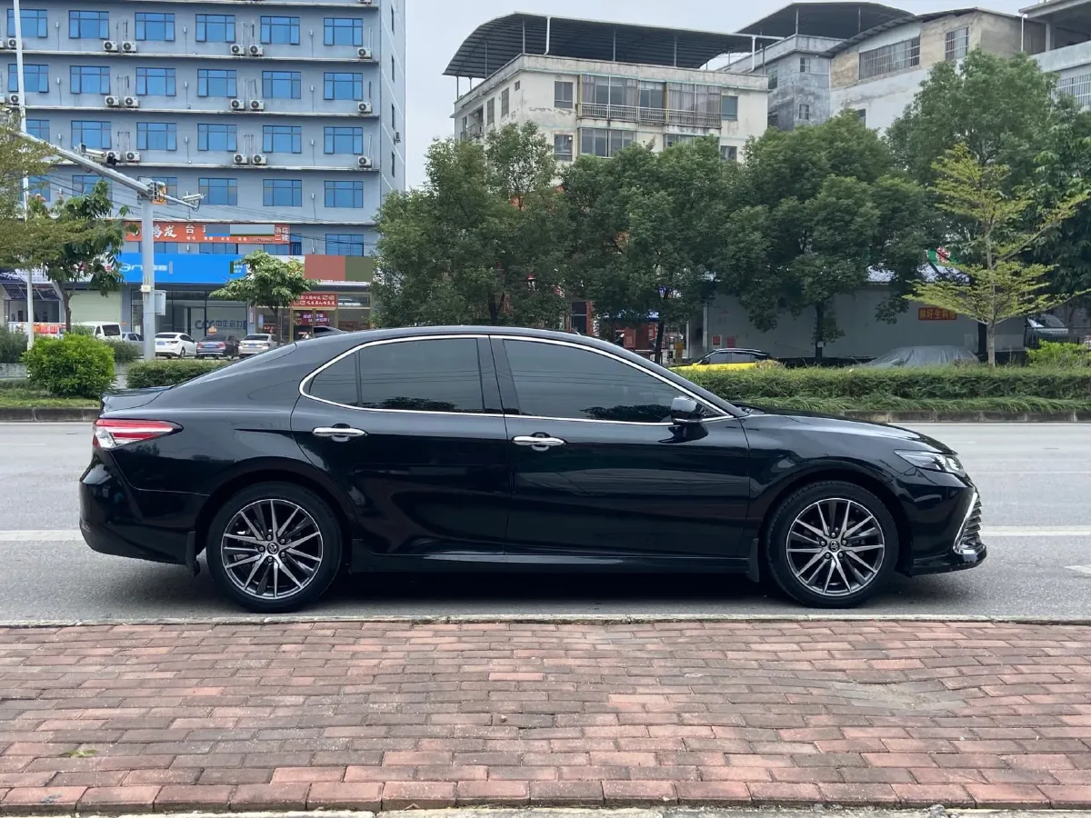 2021 Toyota Camry 2.5L 209HP L4 8AT,autocango,china used car exporter,china ev exporter,chinese used car exporter,chinese used ev exporter