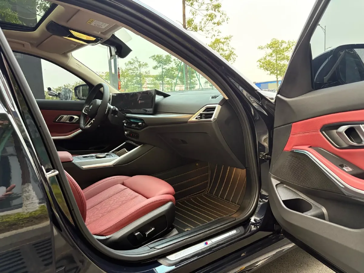 2025 BMW 3 Series 2.0T 184HP L4 8AT,autocango,china used car exporter,china ev exporter,chinese used car exporter,chinese used ev exporter