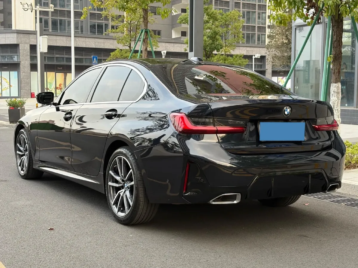 2025 BMW 3 Series 2.0T 184HP L4 8AT,autocango,china used car exporter,china ev exporter,chinese used car exporter,chinese used ev exporter