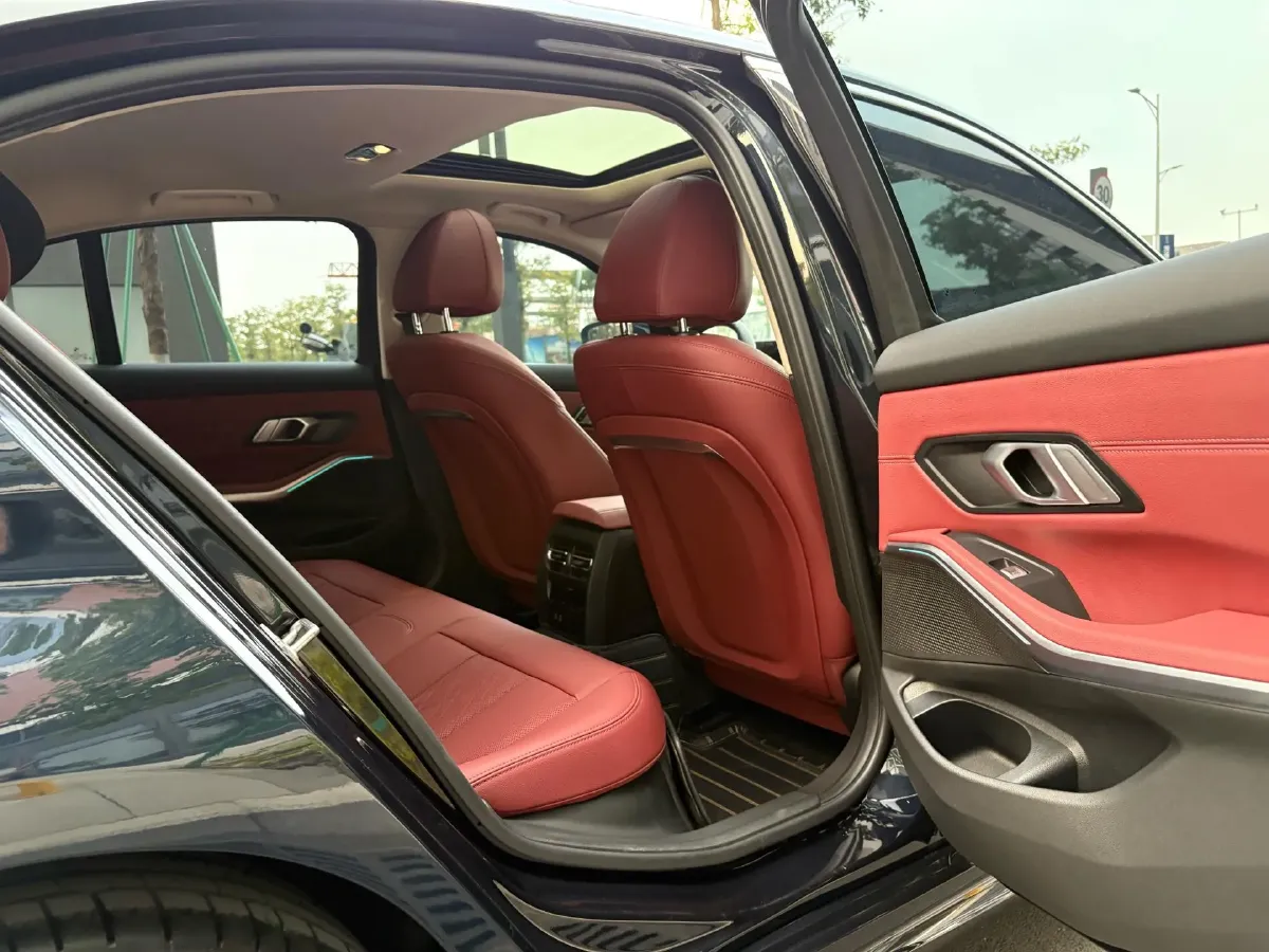 2025 BMW 3 Series 2.0T 184HP L4 8AT,autocango,china used car exporter,china ev exporter,chinese used car exporter,chinese used ev exporter