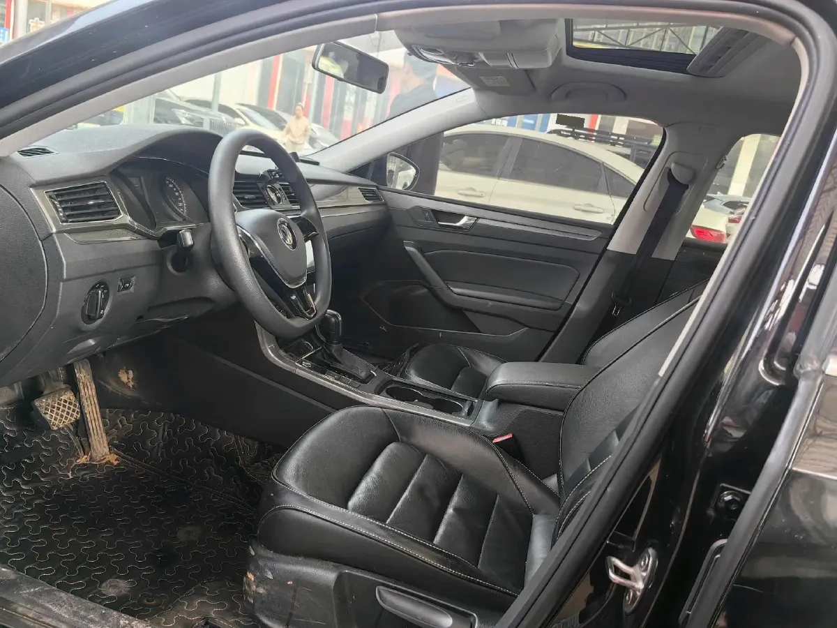 2015 Volkswagen Passat 1.8T 160HP L4 6AT,autocango,china used car exporter,china ev exporter,chinese used car exporter,chinese used ev exporter