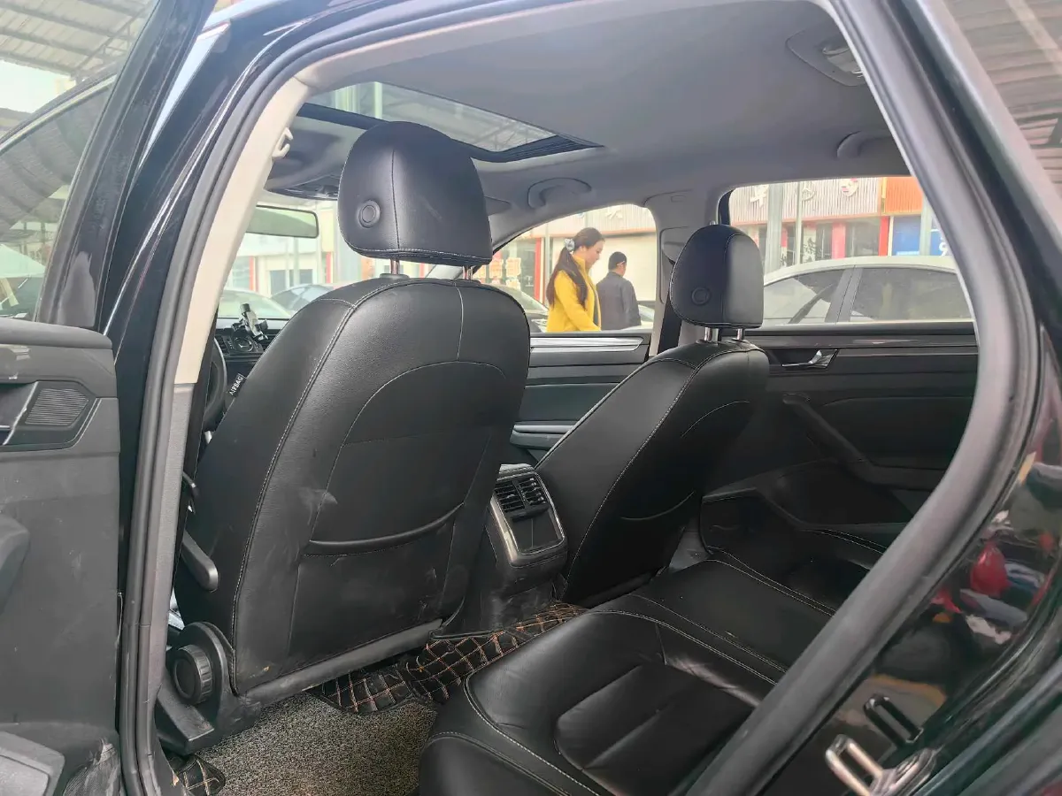 2015 Volkswagen Passat 1.8T 160HP L4 6AT,autocango,china used car exporter,china ev exporter,chinese used car exporter,chinese used ev exporter