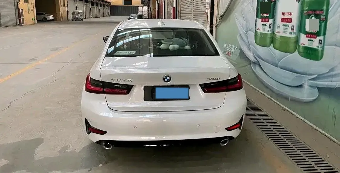 2022 BMW 3 Series 2.0T 156HP L4 8AT,autocango,china used car exporter,china ev exporter,chinese used car exporter,chinese used ev exporter