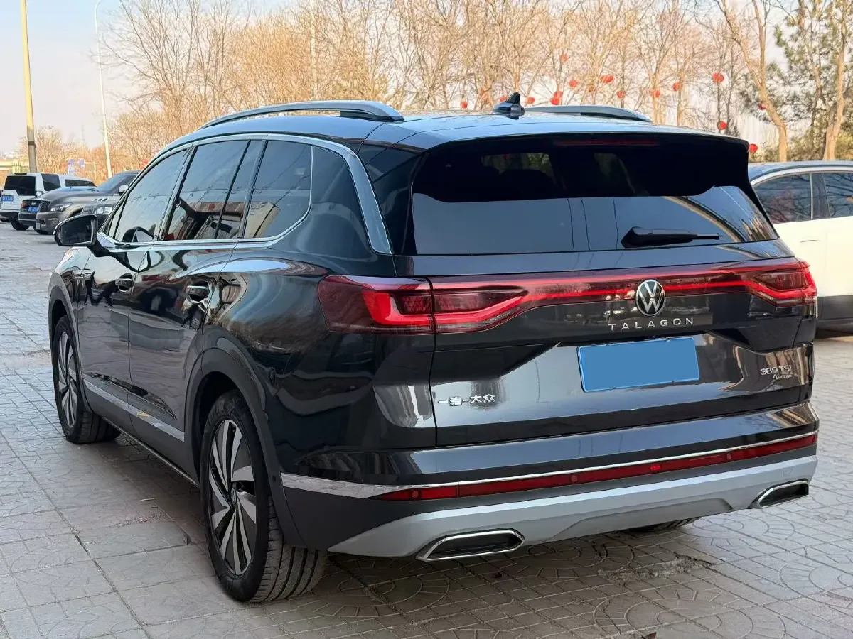 2021 Volkswagen Talagon 2.0T 220HP L4 7DCT,autocango,china used car exporter,china ev exporter,chinese used car exporter,chinese used ev exporter