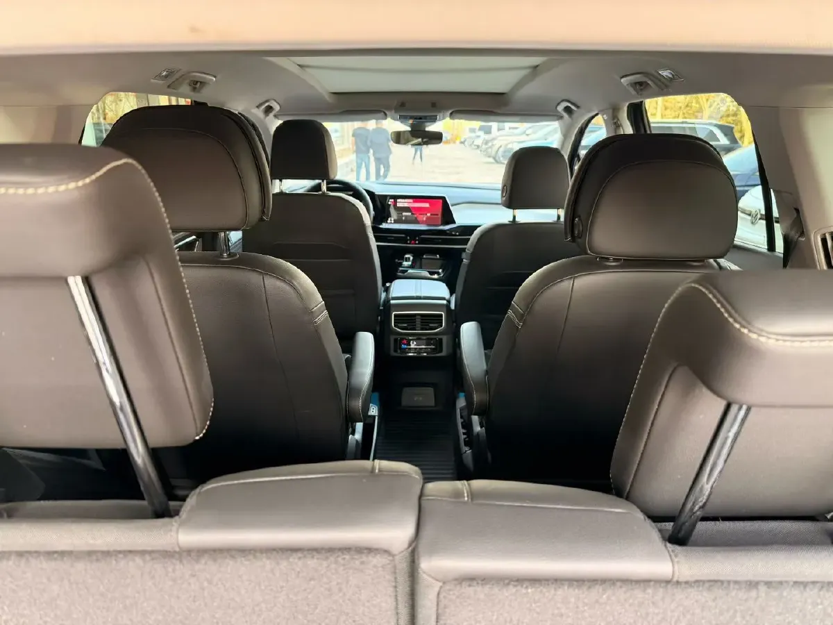 2021 Volkswagen Talagon 2.0T 220HP L4 7DCT,autocango,china used car exporter,china ev exporter,chinese used car exporter,chinese used ev exporter