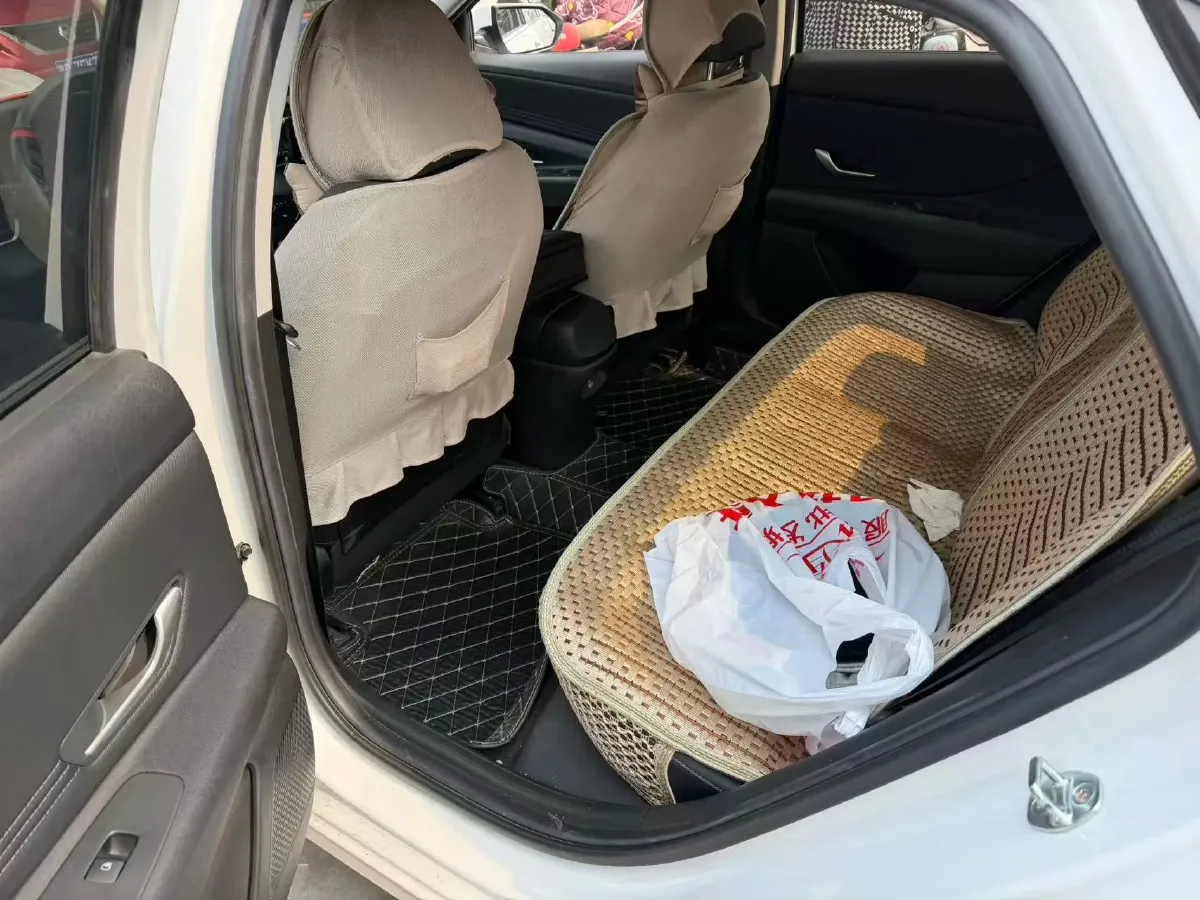 2021 Hyundai Elantra 1.5L 115HP L4 CVT,autocango,china used car exporter,china ev exporter,chinese used car exporter,chinese used ev exporter