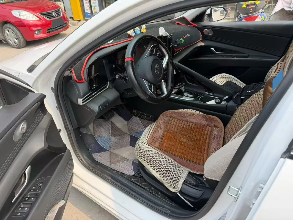 2021 Hyundai Elantra 1.5L 115HP L4 CVT,autocango,china used car exporter,china ev exporter,chinese used car exporter,chinese used ev exporter