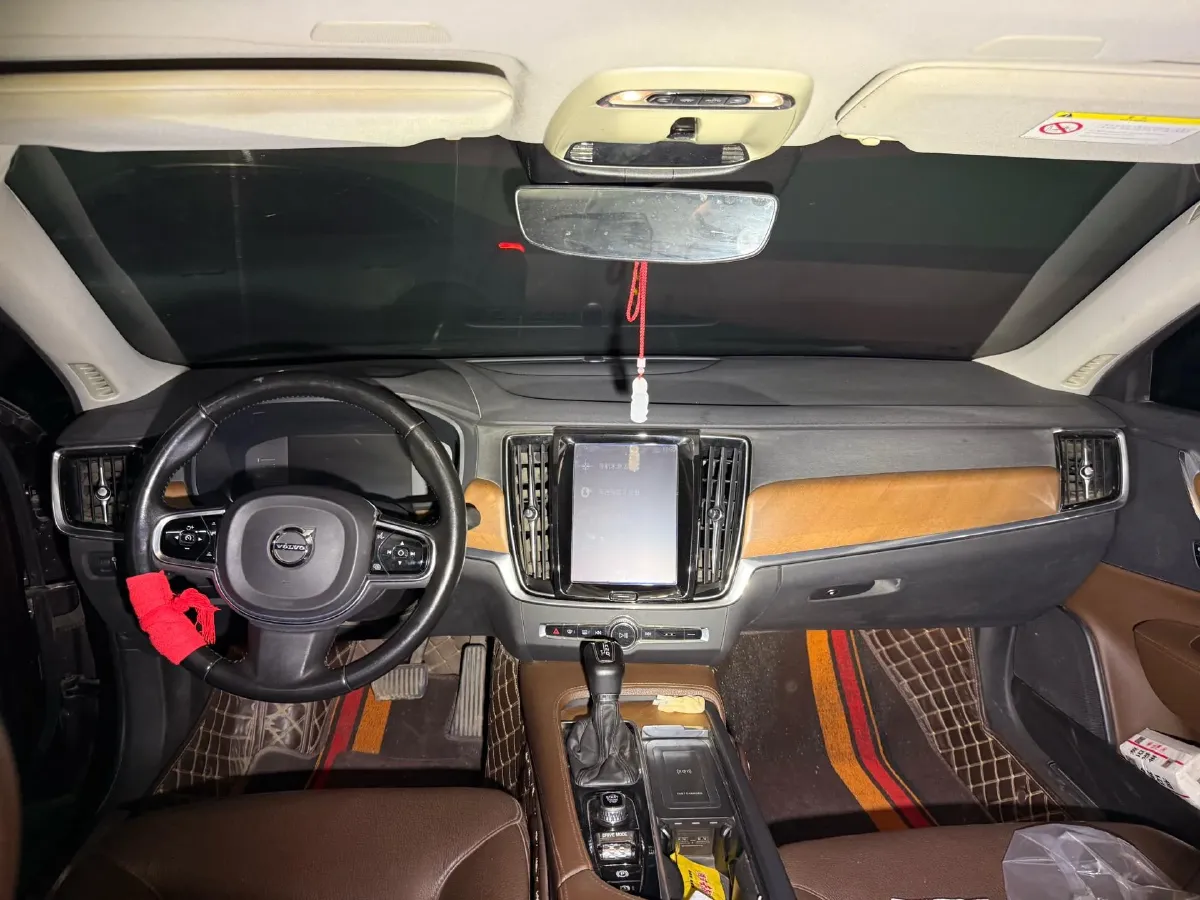 2020 Volvo S90 2.0T 254HP L4 8AT,autocango,china used car exporter,china ev exporter,chinese used car exporter,chinese used ev exporter