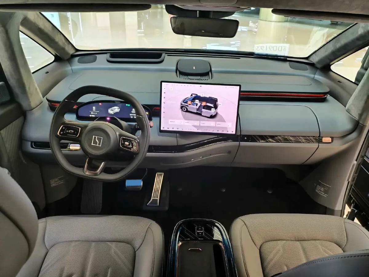 2025 Zeekr MIX BEV 76KWH,autocango,china used car exporter,china ev exporter,chinese used car exporter,chinese used ev exporter