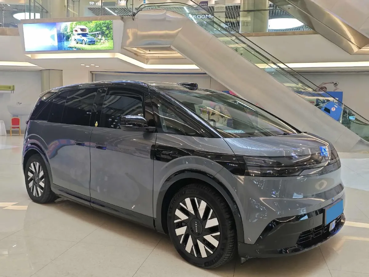 2025 Zeekr MIX BEV 76KWH,autocango,china used car exporter,china ev exporter,chinese used car exporter,chinese used ev exporter