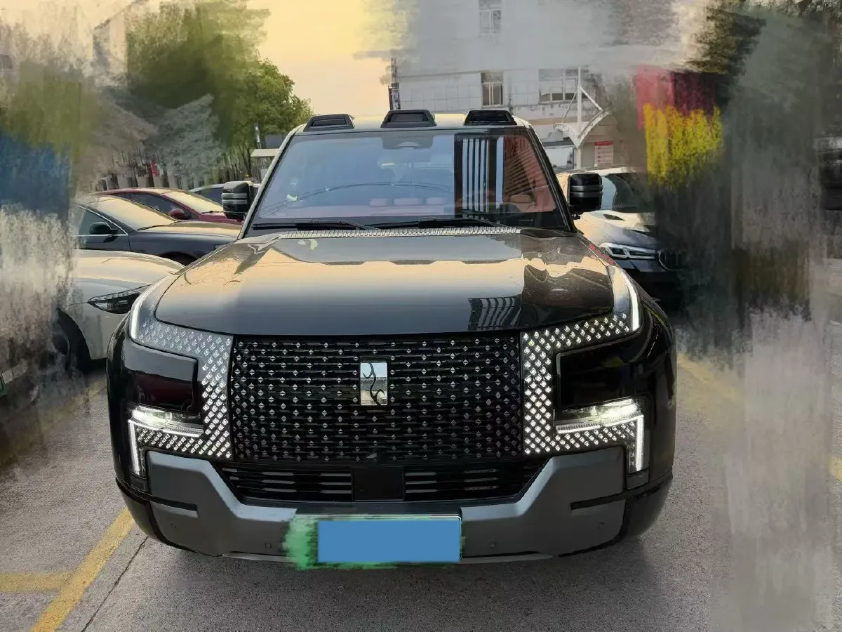 2023 YangWang U8 2.0T 272HP L4 REEV 49.05KWH,autocango,china used car exporter,china ev exporter,chinese used car exporter,chinese used ev exporter