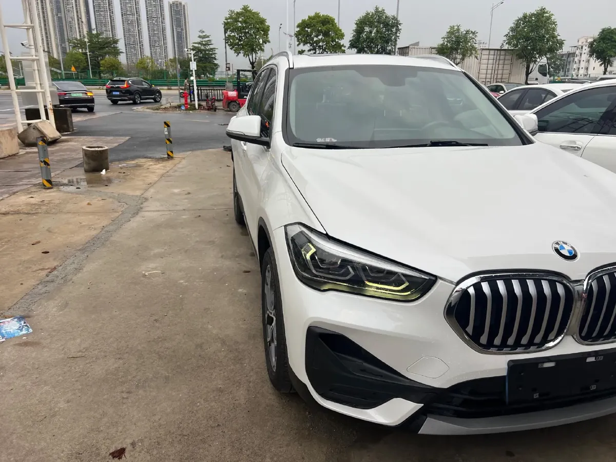 2022 BMW X1 2.0T 192HP L4 7DCT,autocango,china used car exporter,china ev exporter,chinese used car exporter,chinese used ev exporter