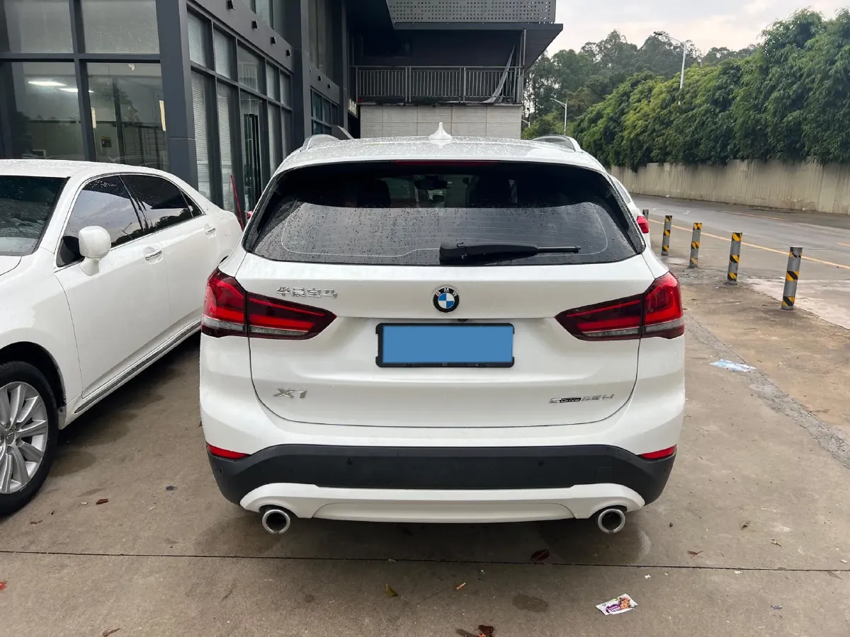 2022 BMW X1 2.0T 192HP L4 7DCT,autocango,china used car exporter,china ev exporter,chinese used car exporter,chinese used ev exporter