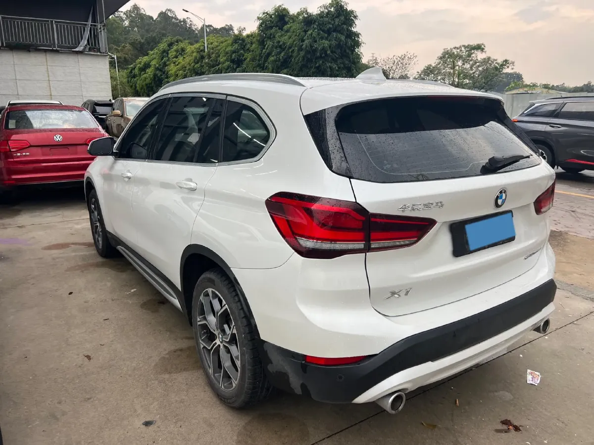 2022 BMW X1 2.0T 192HP L4 7DCT,autocango,china used car exporter,china ev exporter,chinese used car exporter,chinese used ev exporter