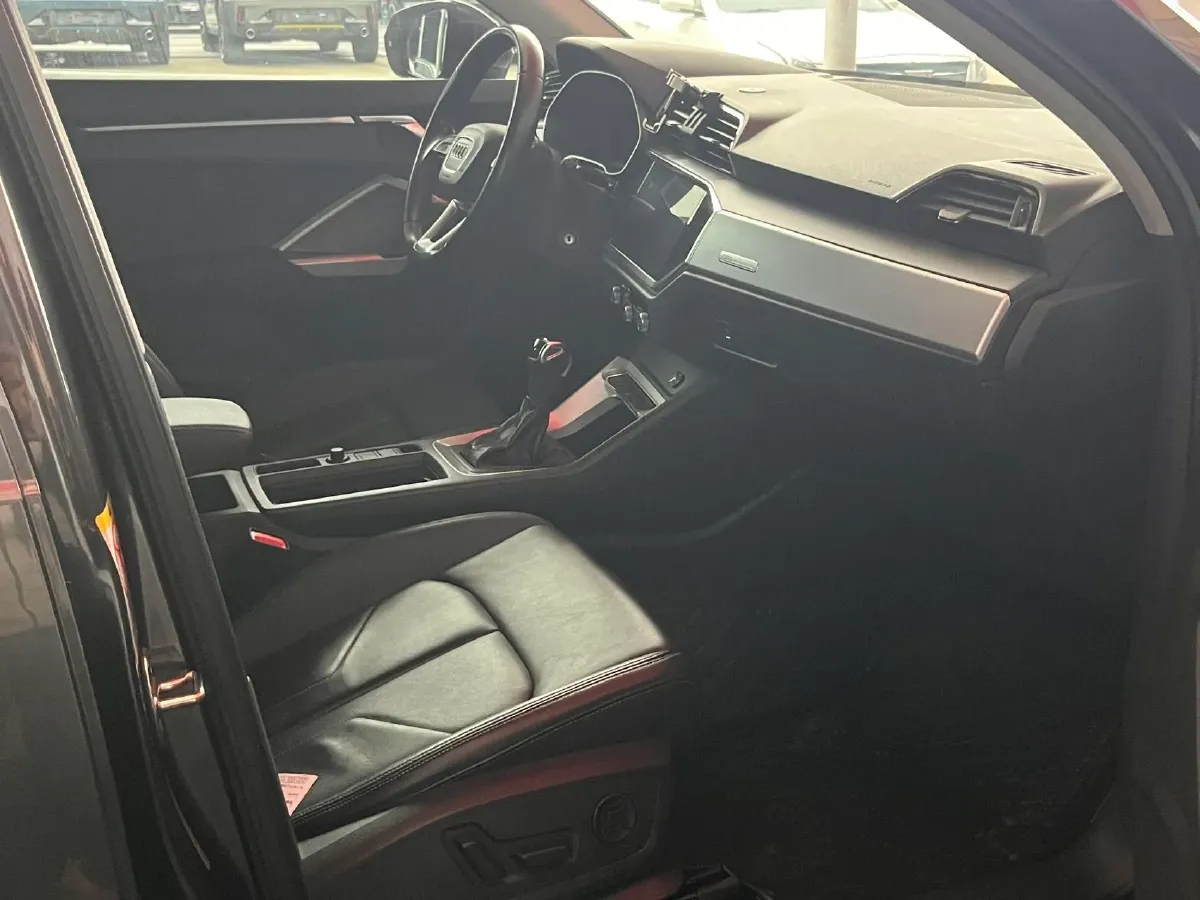 2020 Audi Q3 1.4T 150HP L4 7DCT,autocango,china used car exporter,china ev exporter,chinese used car exporter,chinese used ev exporter