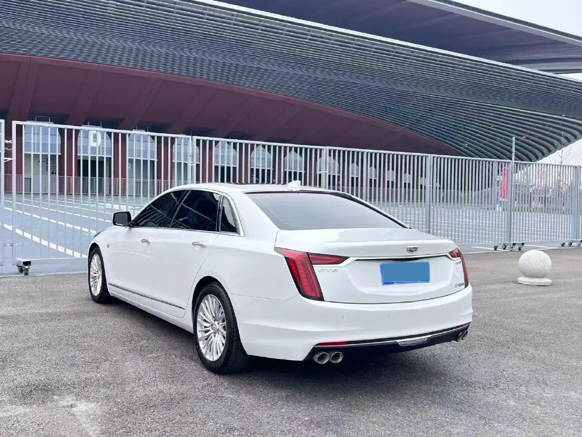 2022 Cadillac CT6 2.0T 237HP L4 10AT,autocango,china used car exporter,china ev exporter,chinese used car exporter,chinese used ev exporter