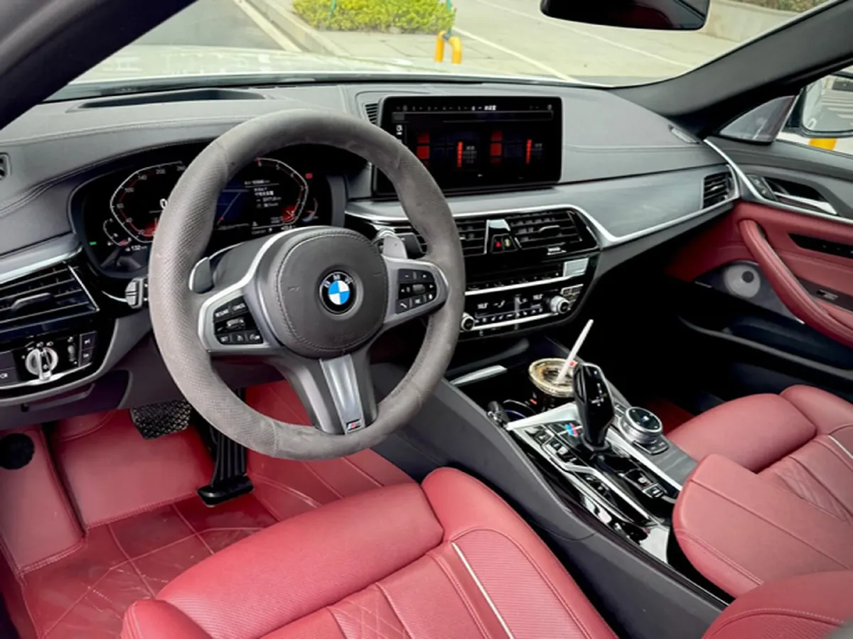 2021 BMW 5 Series 2.0T 252HP L4 8AT,autocango,china used car exporter,china ev exporter,chinese used car exporter,chinese used ev exporter