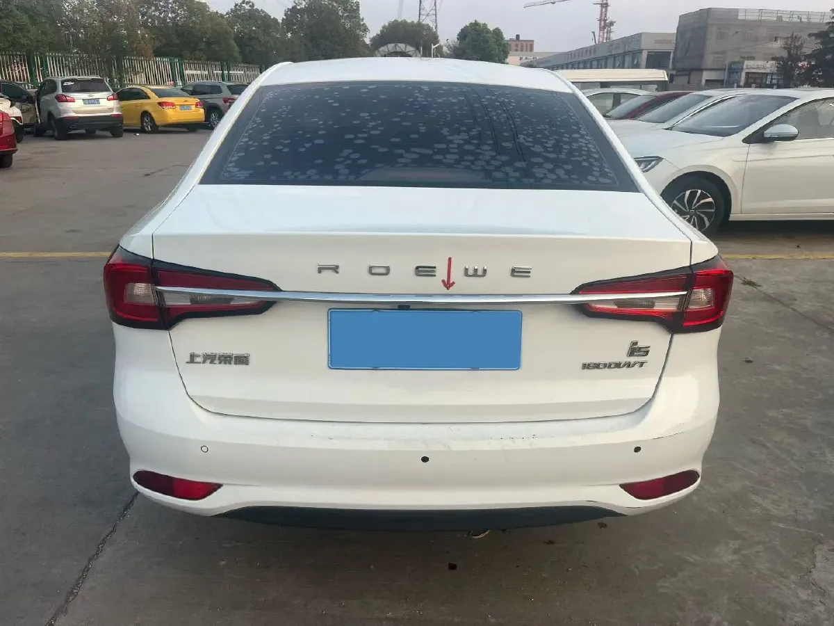 2020 Roewe i5 1.5L 120HP L4 CVT,autocango,china used car exporter,china ev exporter,chinese used car exporter,chinese used ev exporter