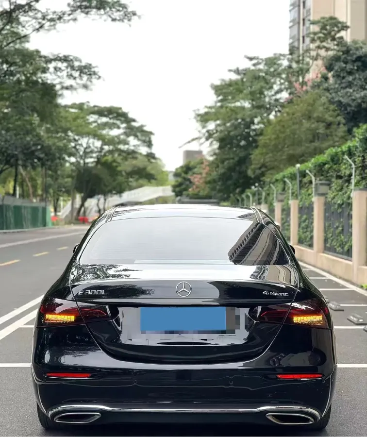2021 Mercedes-Benz E Class 2.0T 258HP L4 9AT,autocango,china used car exporter,china ev exporter,chinese used car exporter,chinese used ev exporter