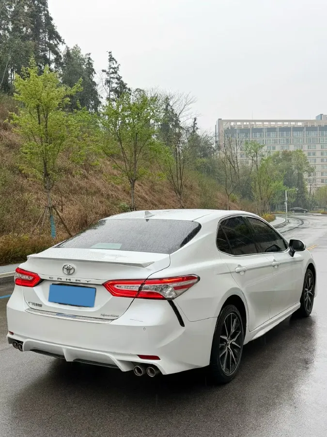 2023 Toyota Camry 2.0L 177HP L4 CVT,autocango,china used car exporter,china ev exporter,chinese used car exporter,chinese used ev exporter