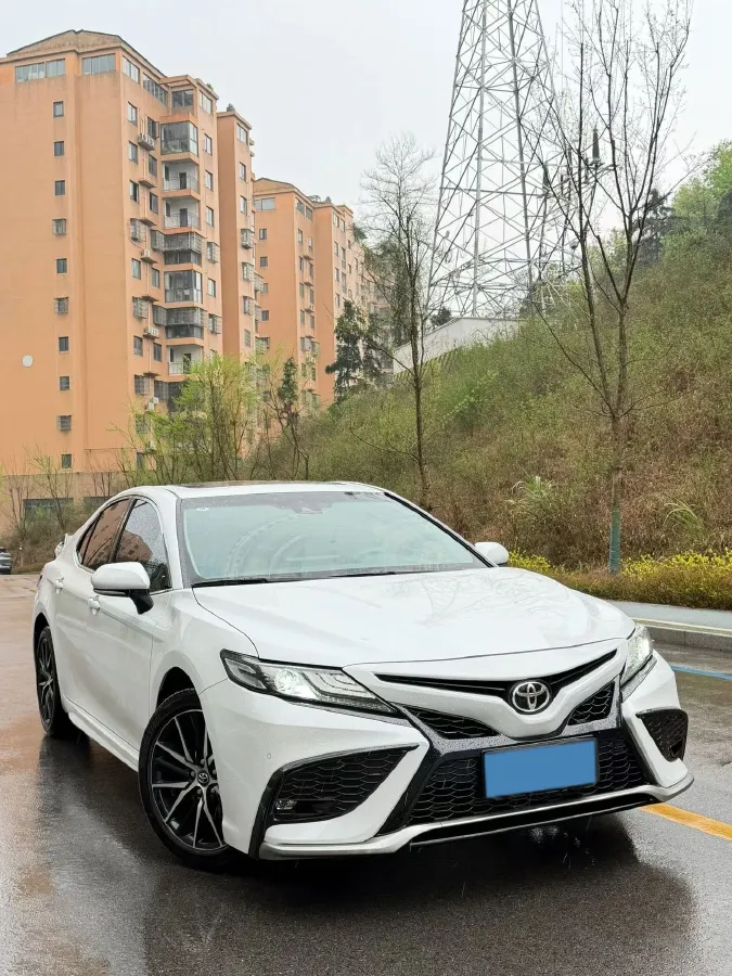 2023 Toyota Camry 2.0L 177HP L4 CVT,autocango,china used car exporter,china ev exporter,chinese used car exporter,chinese used ev exporter