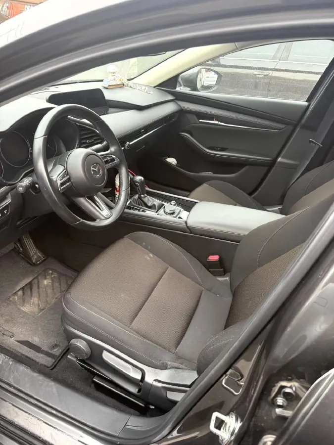 2022 Mazda 3 Axela 2.0L 158HP L4 6AT,autocango,china used car exporter,china ev exporter,chinese used car exporter,chinese used ev exporter