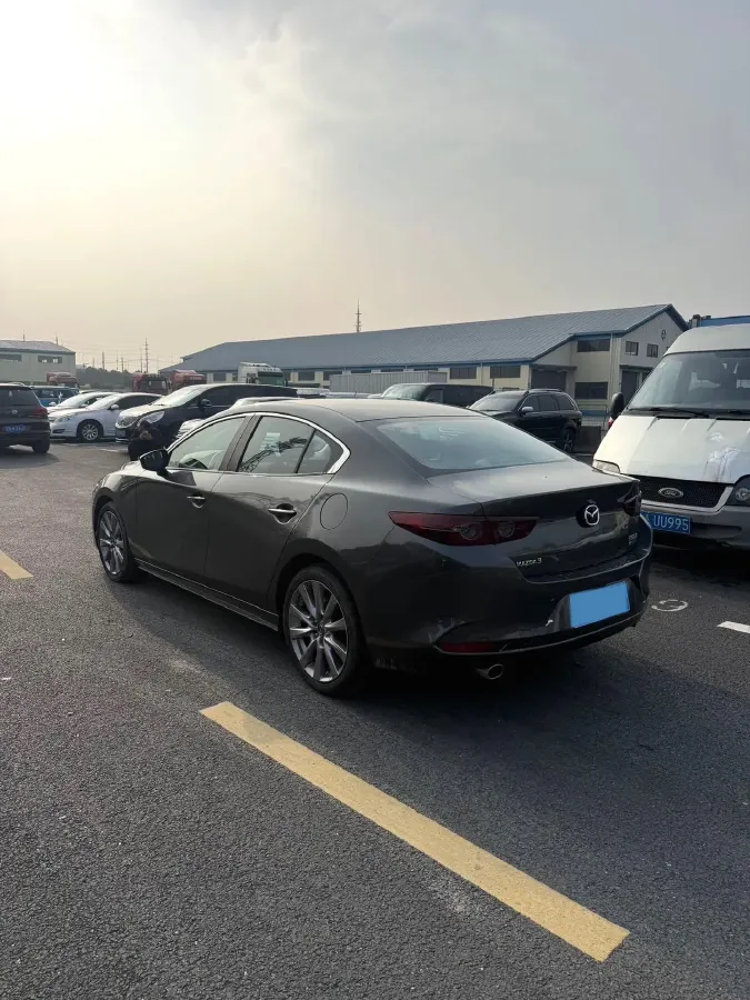 2022 Mazda 3 Axela 2.0L 158HP L4 6AT,autocango,china used car exporter,china ev exporter,chinese used car exporter,chinese used ev exporter