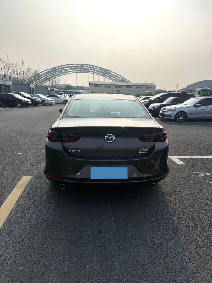 2022 Mazda 3 Axela 2.0L 158HP L4 6AT,autocango,china used car exporter,china ev exporter,chinese used car exporter,chinese used ev exporter