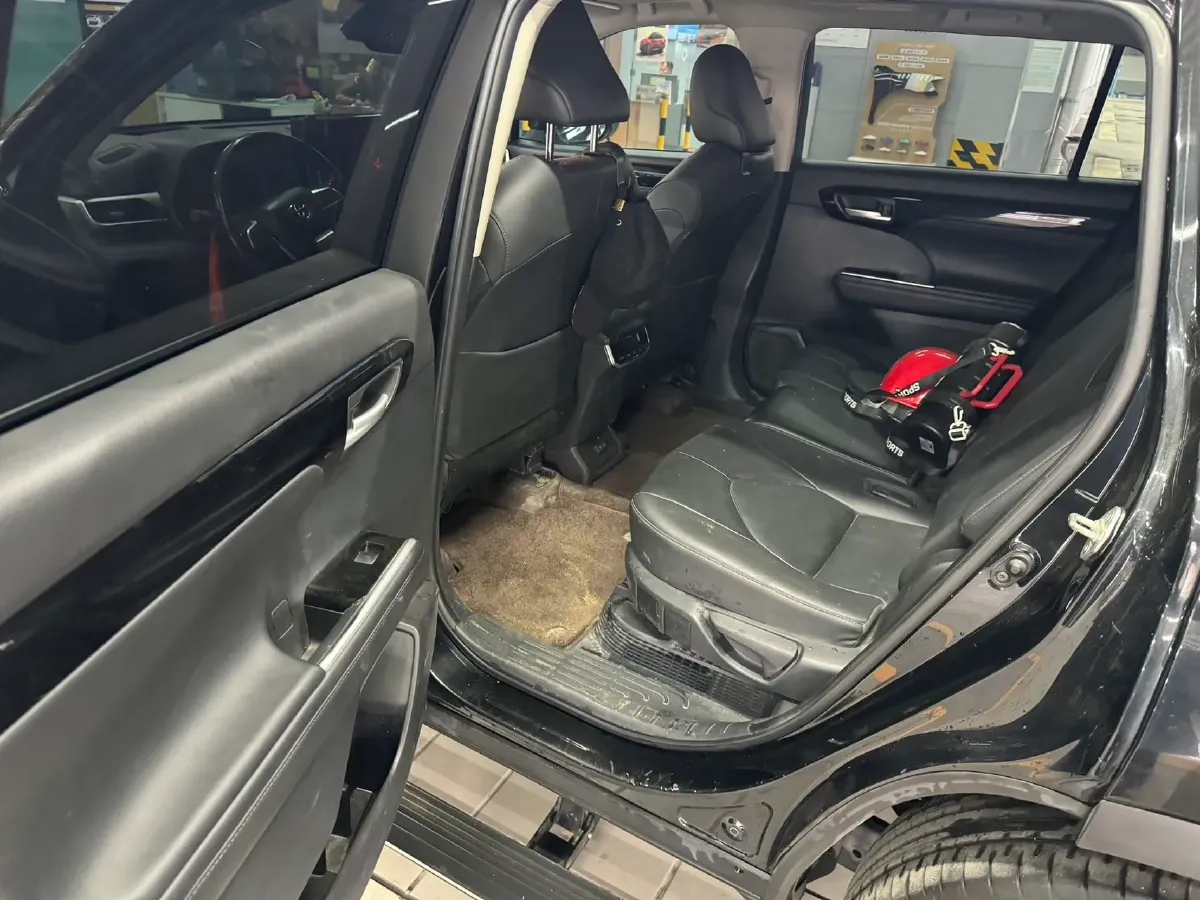 2022 Toyota Highlander 2.5L 192HP L4 E-CVT Hybrid,autocango,china used car exporter,china ev exporter,chinese used car exporter,chinese used ev exporter