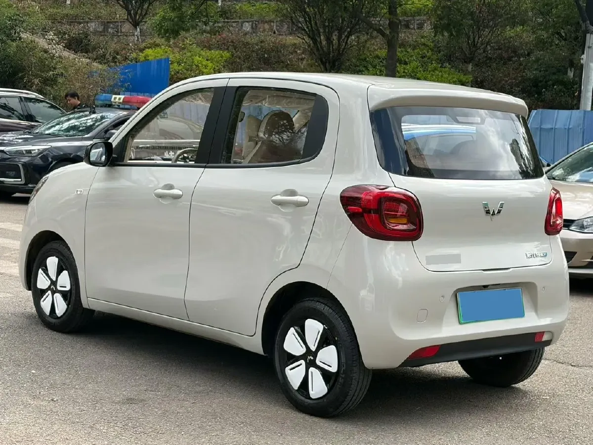 2025 WuLing HongGuang MINI EV BEV 16.2KWH,autocango,china used car exporter,china ev exporter,chinese used car exporter,chinese used ev exporter