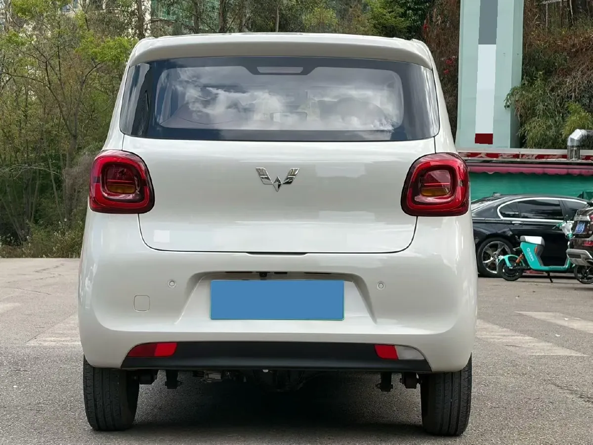 2025 WuLing HongGuang MINI EV BEV 16.2KWH,autocango,china used car exporter,china ev exporter,chinese used car exporter,chinese used ev exporter
