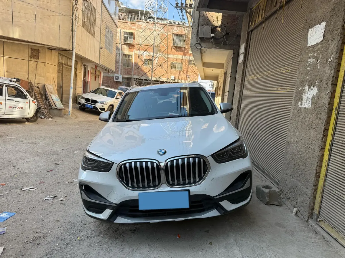 2022 BMW X1 1.5T 140HP L3 7DCT,autocango,china used car exporter,china ev exporter,chinese used car exporter,chinese used ev exporter
