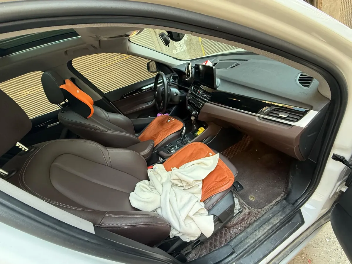 2022 BMW X1 1.5T 140HP L3 7DCT,autocango,china used car exporter,china ev exporter,chinese used car exporter,chinese used ev exporter