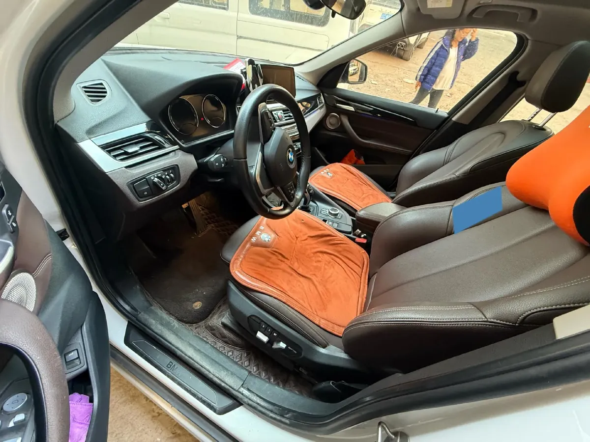 2022 BMW X1 1.5T 140HP L3 7DCT,autocango,china used car exporter,china ev exporter,chinese used car exporter,chinese used ev exporter