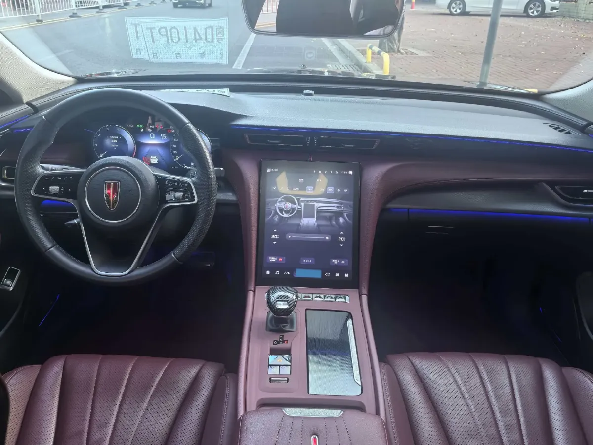 2025 HongQi H5 1.5T 169HP L4 1DHT Hybrid,autocango,china used car exporter,china ev exporter,chinese used car exporter,chinese used ev exporter